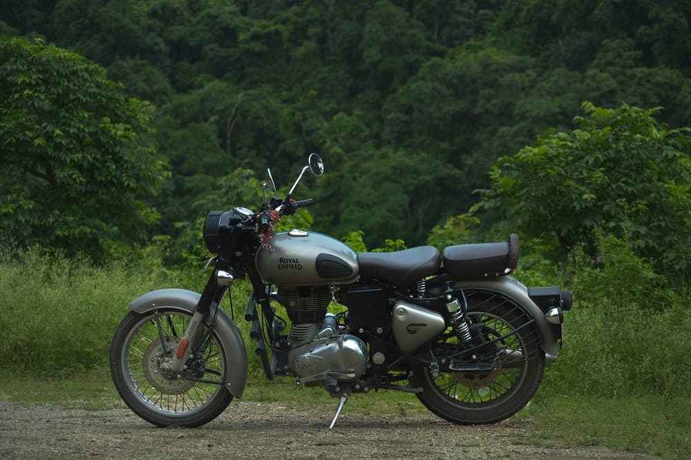 Royal Enfield Classic 350 Gunmetal Grey Side Looks