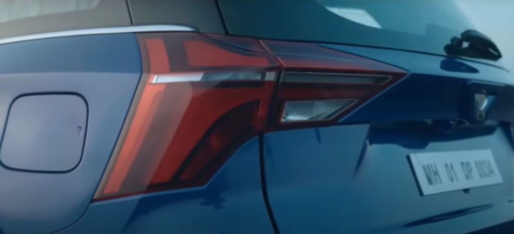 XUV 700 Tail lights