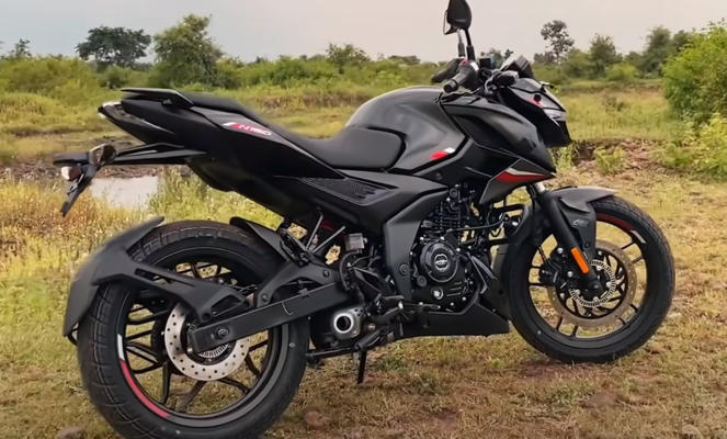 Bajaj Pulsar N160